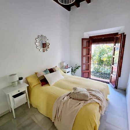 Hostfy Mercado De Triana Sevilla Exteriör bild