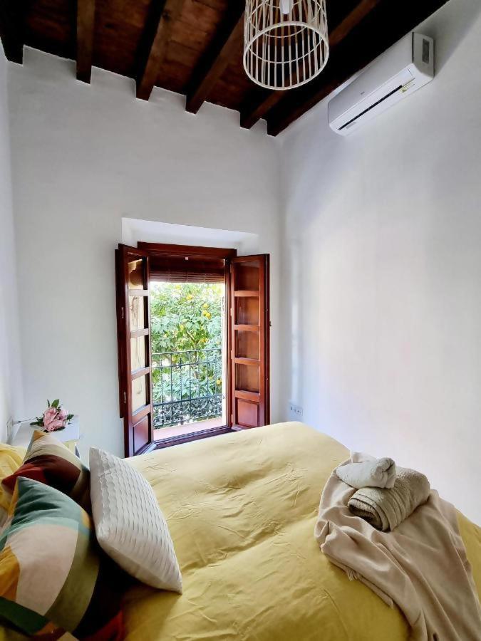 Hostfy Mercado De Triana Sevilla Exteriör bild