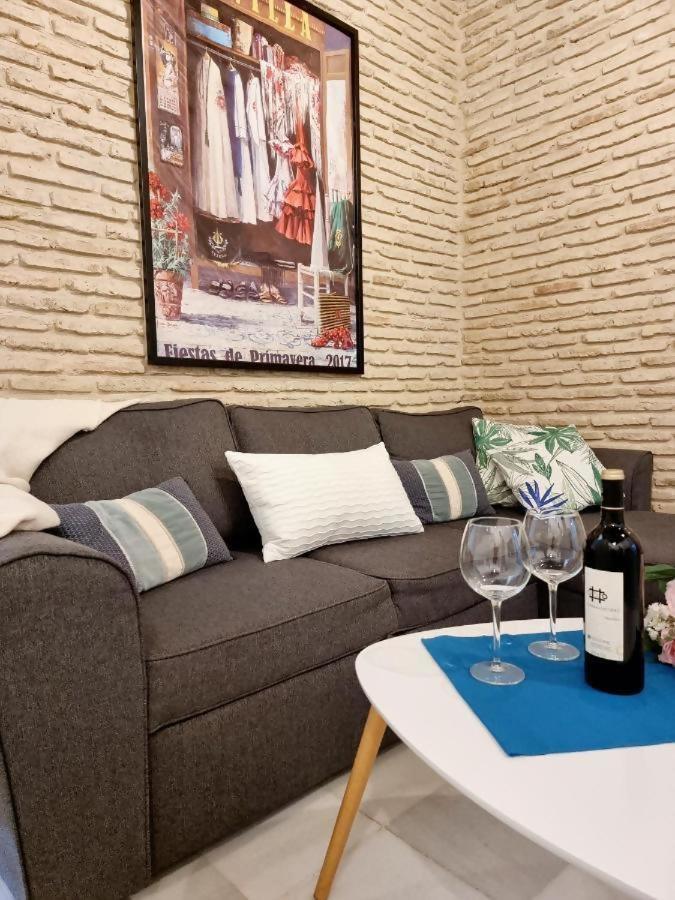 Hostfy Mercado De Triana Sevilla Exteriör bild